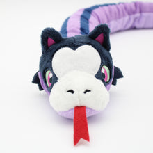 Load image into Gallery viewer, stringbean plushie
